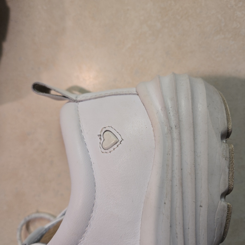 Nurse Mates Align Sneakers - Picture 6 of 12